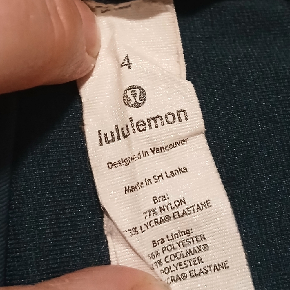 Lululemon Dark BLUE Scoop Sports Bra - Peloton - Picture 5 of 5